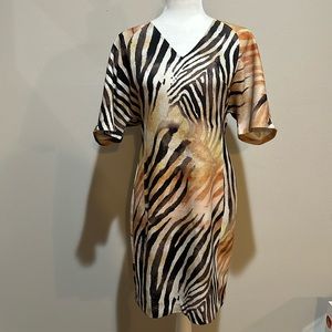 💕 Natori brand animal print dress